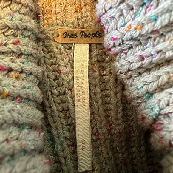 Free People Leon Tunic Cowl Neck Sweater Silver Gleam Combo - Picture 10 of 15